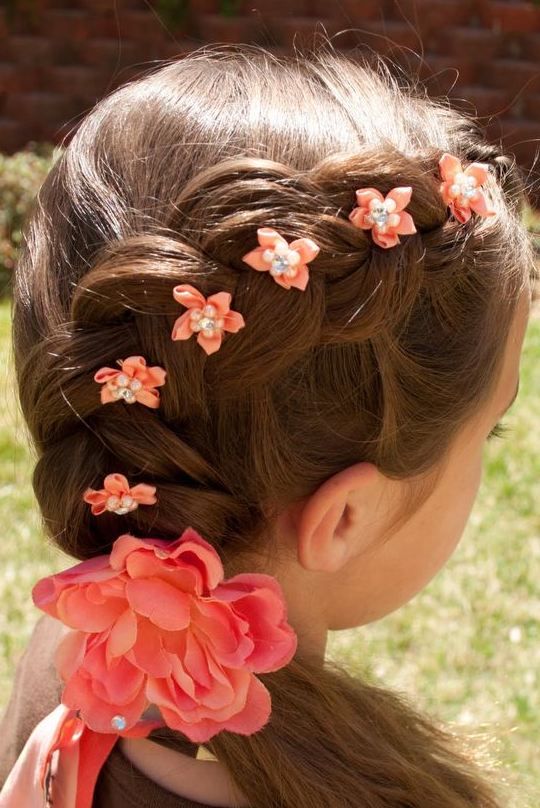 Increíbles 10 peinados trenzados para niñas 2016-2017 , #increibles #peinados #trenzados Princess Hairstyles, Flower Girl Hairstyles, Little Girl Hairstyles, Kids Hairstyles, Pretty Hairstyles, Braided Hairstyles, Wedding Hairstyles, Hairstyle Ideas, School Hairstyles