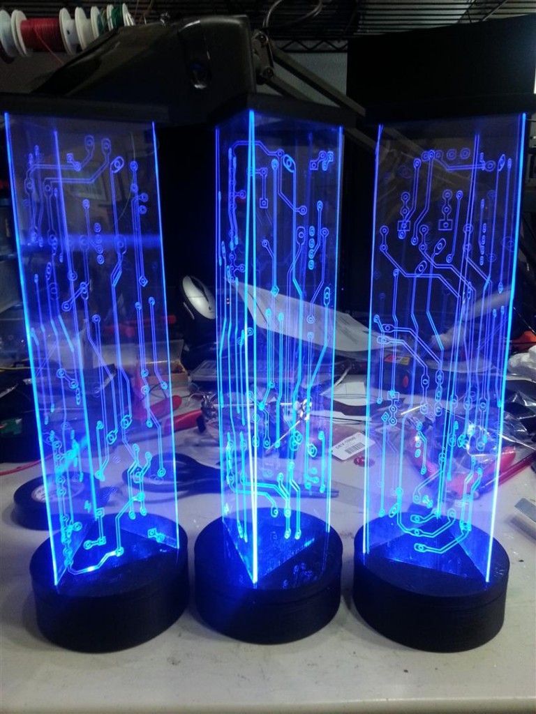 These are totally awesome DIY lighted, circuit board centerpieces. #coolelectronics