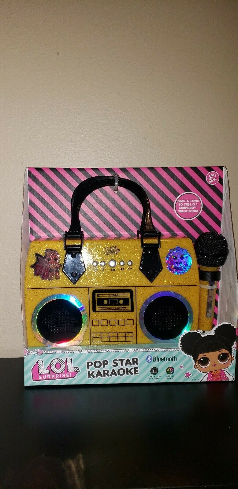 Lol Surprise Karaoke Rare Bluetooth Retro Style boom box with microphone NEW