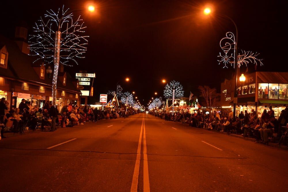 Christmas Events In Gatlinburg 2023 All the Details About the 2020 Gatlinburg Christmas Parade Gatlinburg