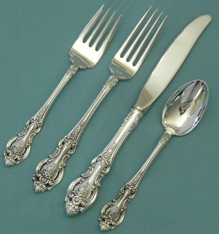 Grand Victorian Flatware By Wallace Silversmiths 5 Piece Place Settings For Eight 3 279 On Replacements Patterns Design - Wallace Sterling Silver Flatware Patterns Grand Victorian Flatware By Wallace Silversmiths 5 Piece Place Settings For Eight 3 279 On Replacements Patterns Design - Wallace Sterling Silver Flatware Patterns