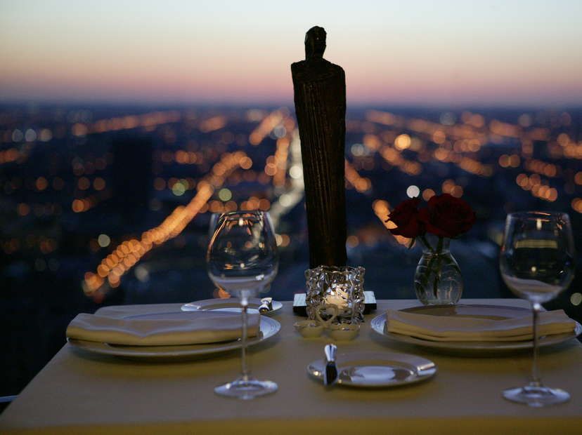 17 JawDropping Chicago Locations for Drinks With a View
