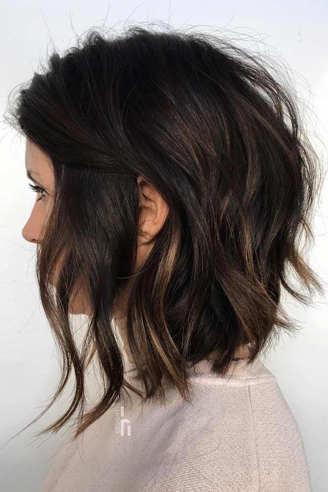Wavy Stacked Medium Bob #featheredhair #featheredhaircuts #haircuts #mediumhair #bobhaircut ❤️ Want to get feathered hair? Here you can find the latest ideas that are popular in 2018 and will always be around: from awesome short and medium feathers to long, volumetric cuts. #lovehairstyles #hair #hairstyles #haircuts #bobhairstyles Choppy Bob Haircuts, Bobs Haircuts, Hairstyles Haircuts, Choppy Lob, Choppy Bob Hairstyles For Fine Hair, Inverted Bob Hairstyles, Latest Hairstyles, Medium To Long Hairstyles, Long Bob Haircuts With Layers