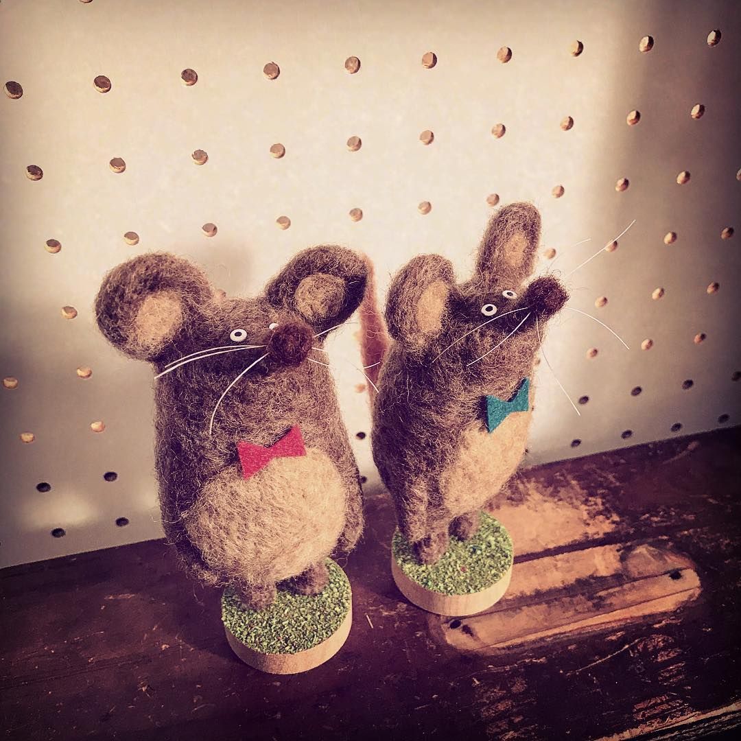 おがわこうへい Kohei Ogawa On Instagram ネズミ も 目がいってるバージョン Handmade Needlefelt Felt Koheiogawa ハンドメイド ニードルフェルト 羊毛フェルト 羊毛フェルト人形 羊毛人形 ニードルフェルト ハンドメイド 羊毛フェルト おがわこうへい Kohei Ogawa On Instagram ネズミ も 目がいってるバージョン Handmade Needlefelt Felt Koheiogawa ハンドメイド ニードルフェルト 羊毛フェルト 羊毛フェルト人形 羊毛人形 ニードルフェルト ハンドメイド 羊毛フェルト