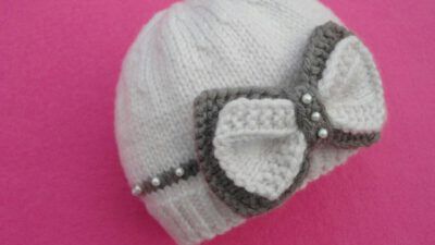 Fırfırlı, Kloş Fiyonk Süslemeli Kolay Çocuk Eteği Nasıl Örülür. 2 .3 yaş – Örgü resimli anlatımlı örgü sitesi Knit Headband Pattern, Baby Hat Knitting Pattern, Baby Hats Knitting, Knitted Headband, Knitted Hats, Cap Patterns, Crochet Patterns, I Love This Yarn, Baby Cap