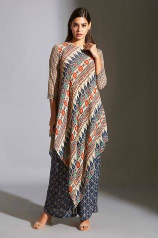 Shop for Soup by Sougat Paul Multi Color Crepe Asymmetric Kurta And Palazzo Set for Women Online at Aza Fashions Kurta Palazzo, Luxury Sale, Festival Wear, Women Online, Three Quarter, Crepe, Floral Prints, Multi Color, Bohemian
