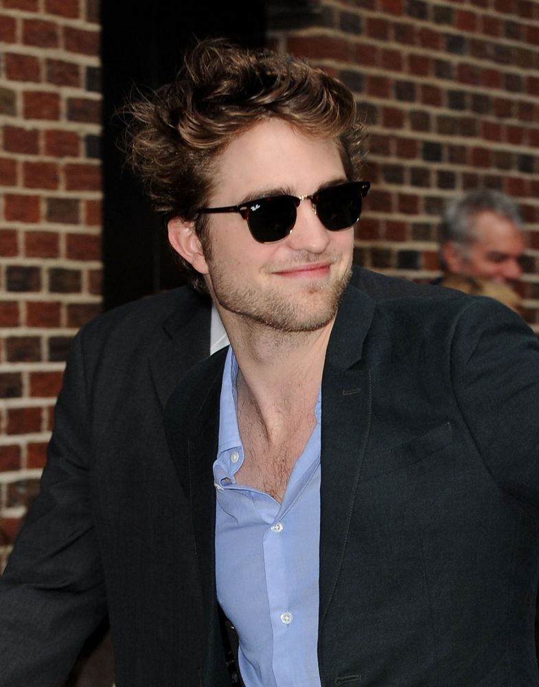 The Man Has Style | Robert pattinson, Ray bans, Clubmaster sunglasses