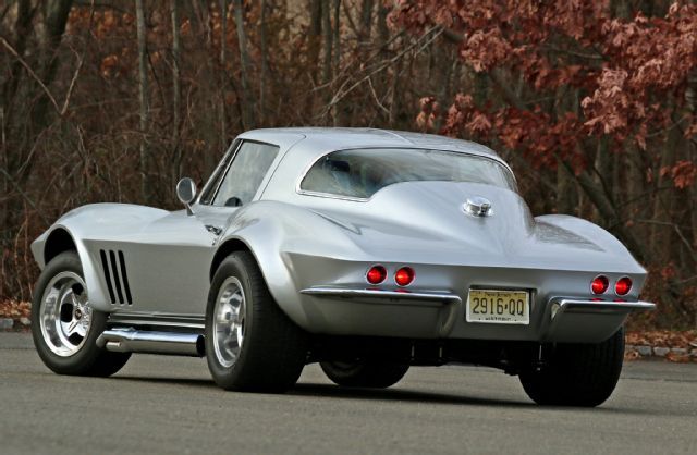 1966 Chevrolet Corvette Flare For The C2 Dramatic Chevrolet Corvette Chevrolet Corvette