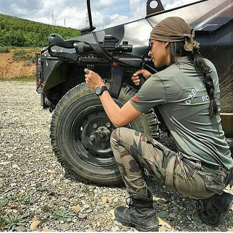 Turk Kizi Askeri Askeriye Kadin