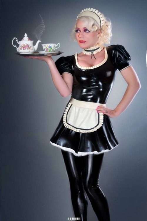 Cunnilingus on her till video Cosplay girls images