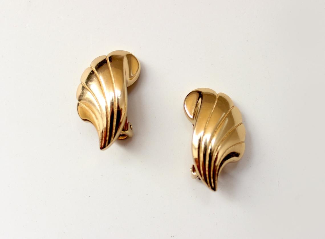 christian dior vintage clip on earrings