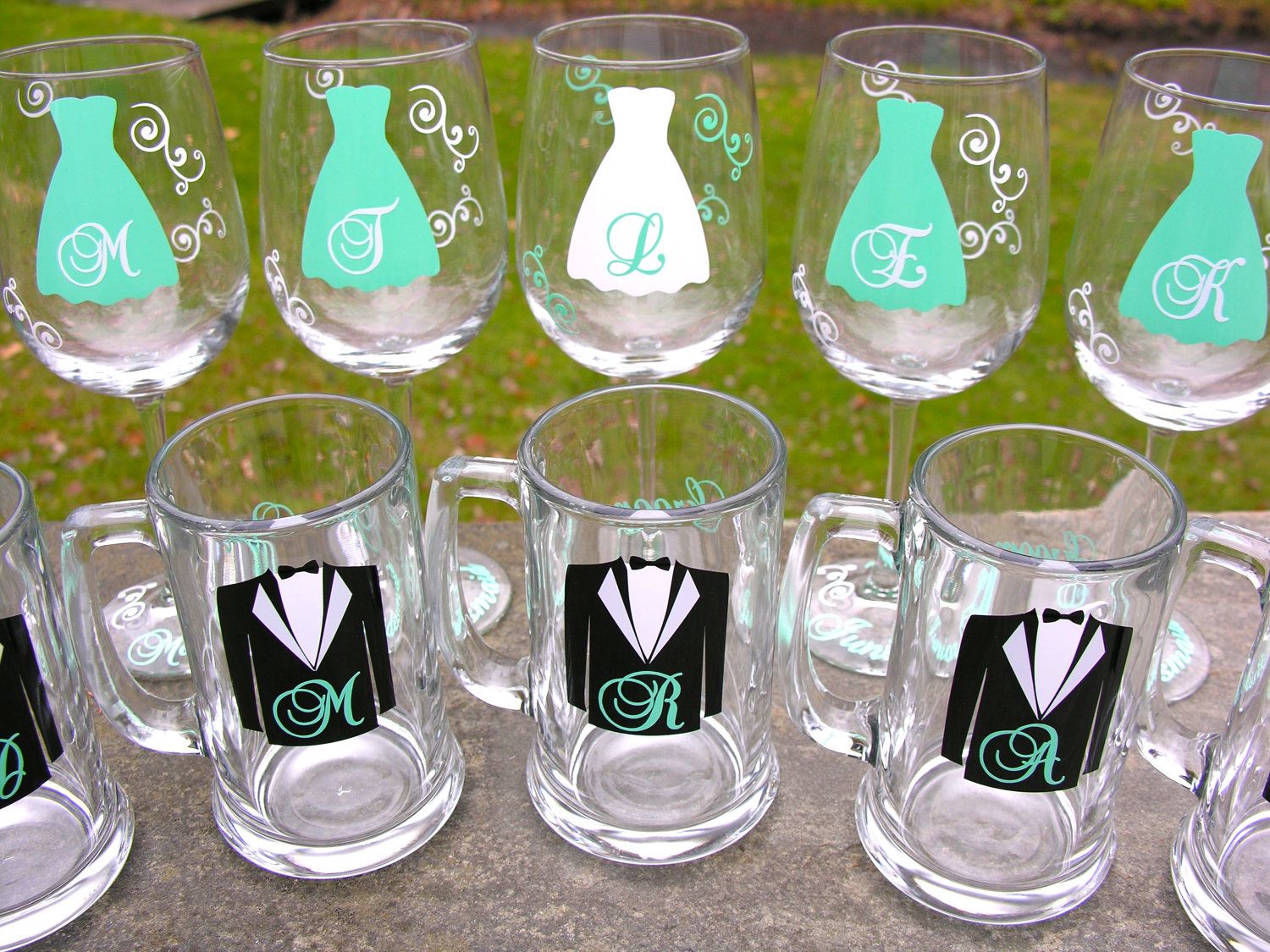 bridesmaid wine glasses and groomsmen beer mugs set of 8 tiffany