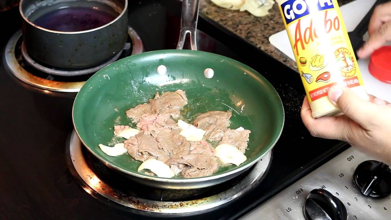 How to make steak, egg and cheese bagel (Mcdonalds How to make steak, egg and cheese bagel (Mcdonalds