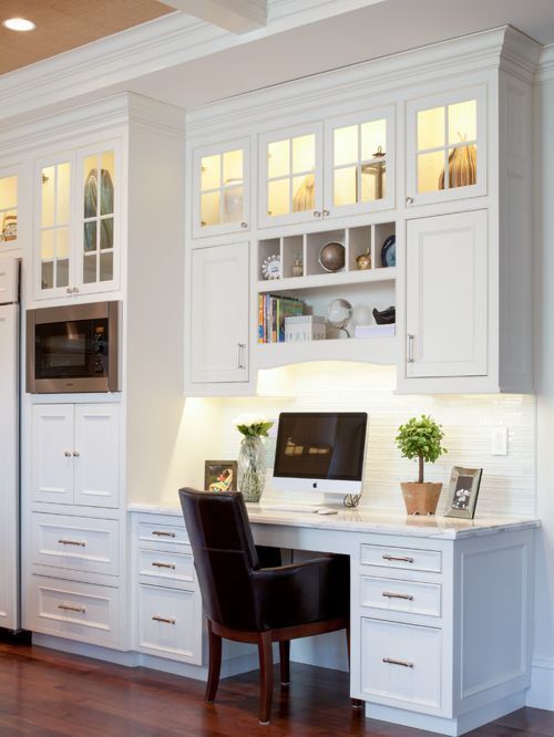 Moderne Schreibtisch In Der Küche #Badezimmer #Büromöbel #Couchtisch - deko ideen küche Moderne Schreibtisch In Der Küche #Badezimmer #Büromöbel #Couchtisch - deko ideen küche