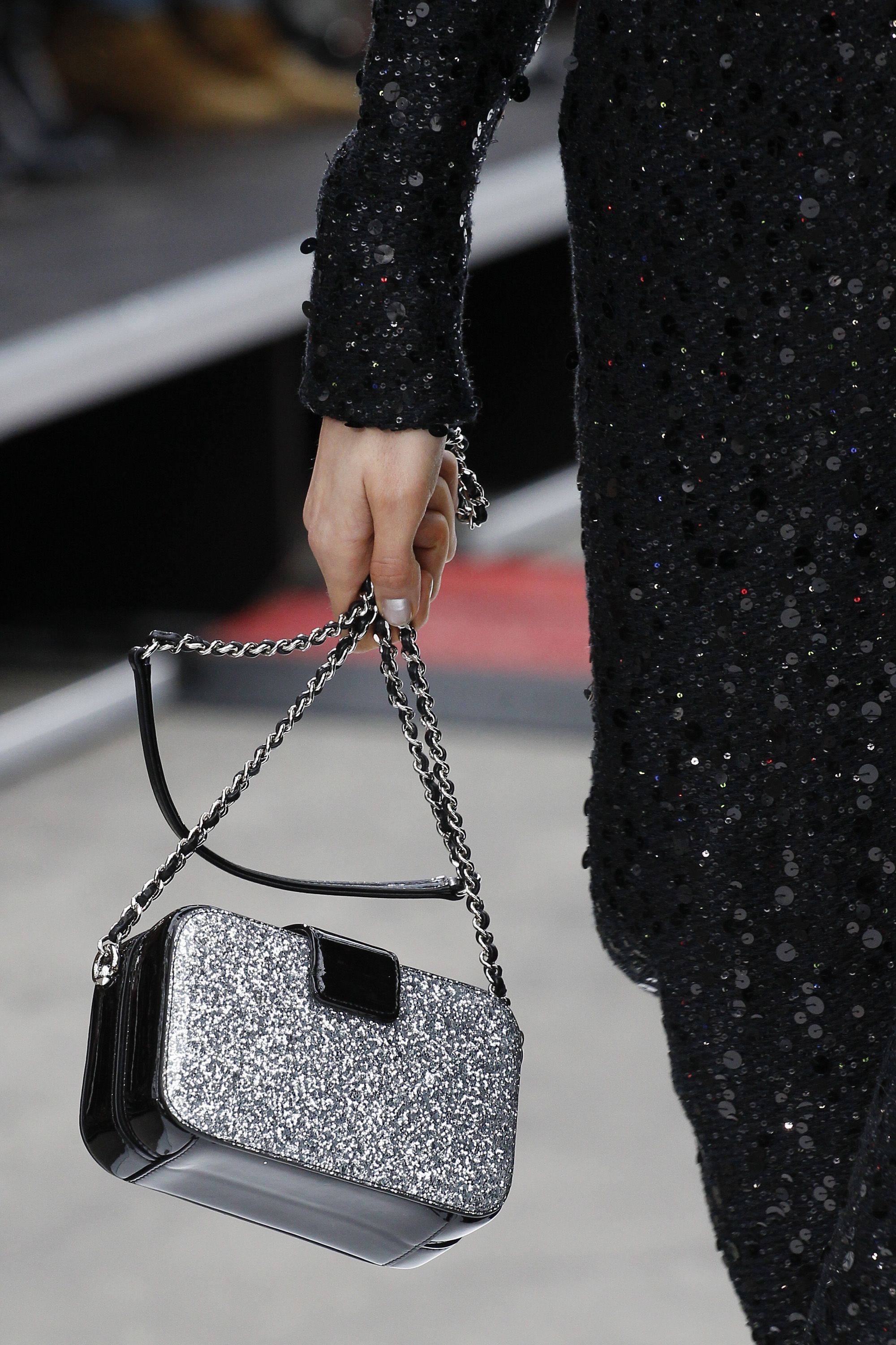 Vogue S Ultimate Bag Guide Autumn Winter 2017 Chanel Fashion Trends Vogue S Ultimate Bag Guide Autumn Winter 2017 By 08 Mar