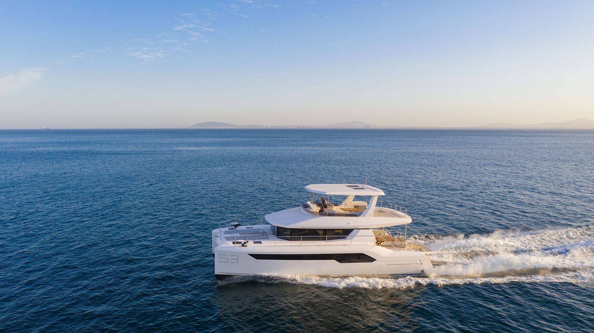 Leopard 53 power catamaran Catamaran, Power catamaran, Catamaran for sale