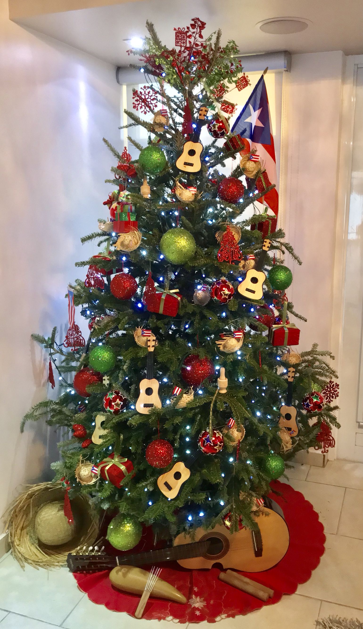 Pin on Christmas Decor Navidad Decoración Puerto Rico Jibaro Pava