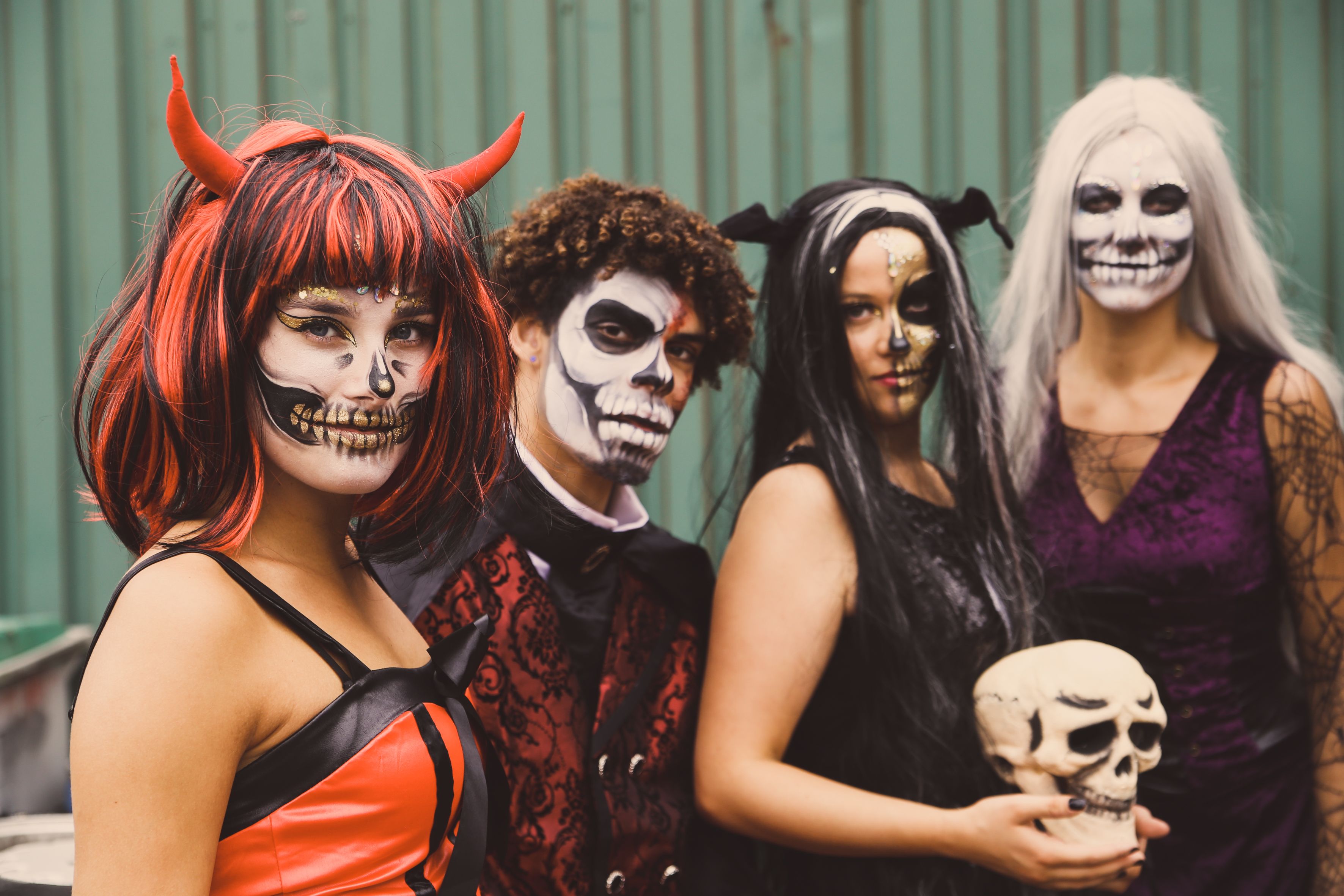 Ga met Halloween verkleed als vleermuis, duivel, of heks! Met mooie 