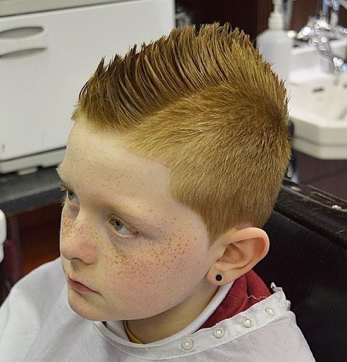 Cool Fauxhawk Haircut Modern Mens Haircuts, Stylish Boy Haircuts, Hairstyles For Teenage Guys, Teen Haircuts, Boy Haircuts Short, Popular Haircuts, Fashionable Haircuts, Mohawk Hairstyles, Celebrity Hairstyles