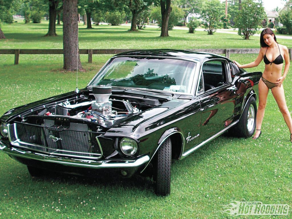 Mustang Girl Ford Mustang Car Girls mustang-girl-ford-mustang-car-girls