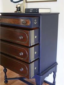 *Decoração e Invenção*: 15 Móveis Reformados e com detalhes lindos Furniture Fix, Chalk Paint Furniture, Refurbished Furniture, Repurposed Furniture, Furniture Projects, Furniture Makeover, Furniture Making, Furniture Design, Antique Furniture