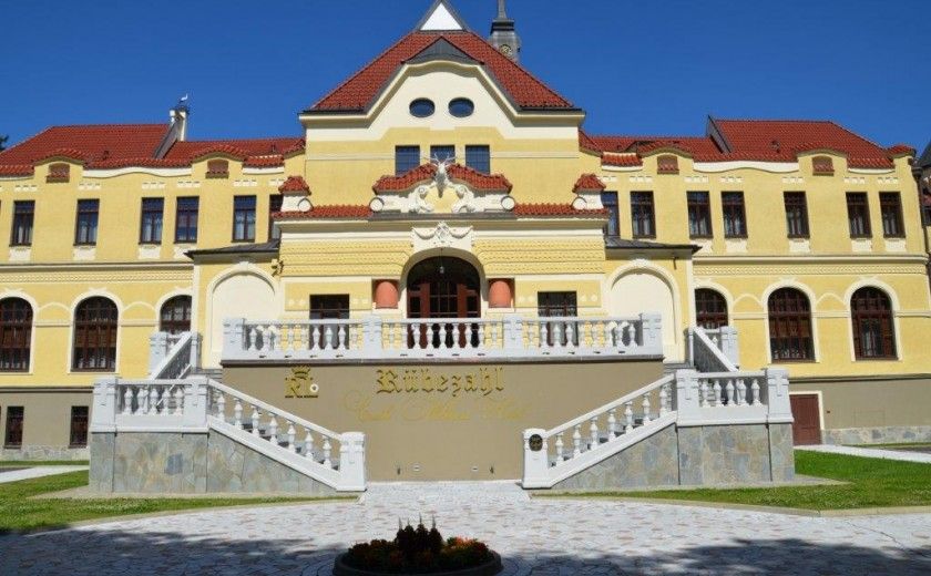 Hotels Near Edwards Colorado The hotel is one of the most beautiful fairy tale romantic