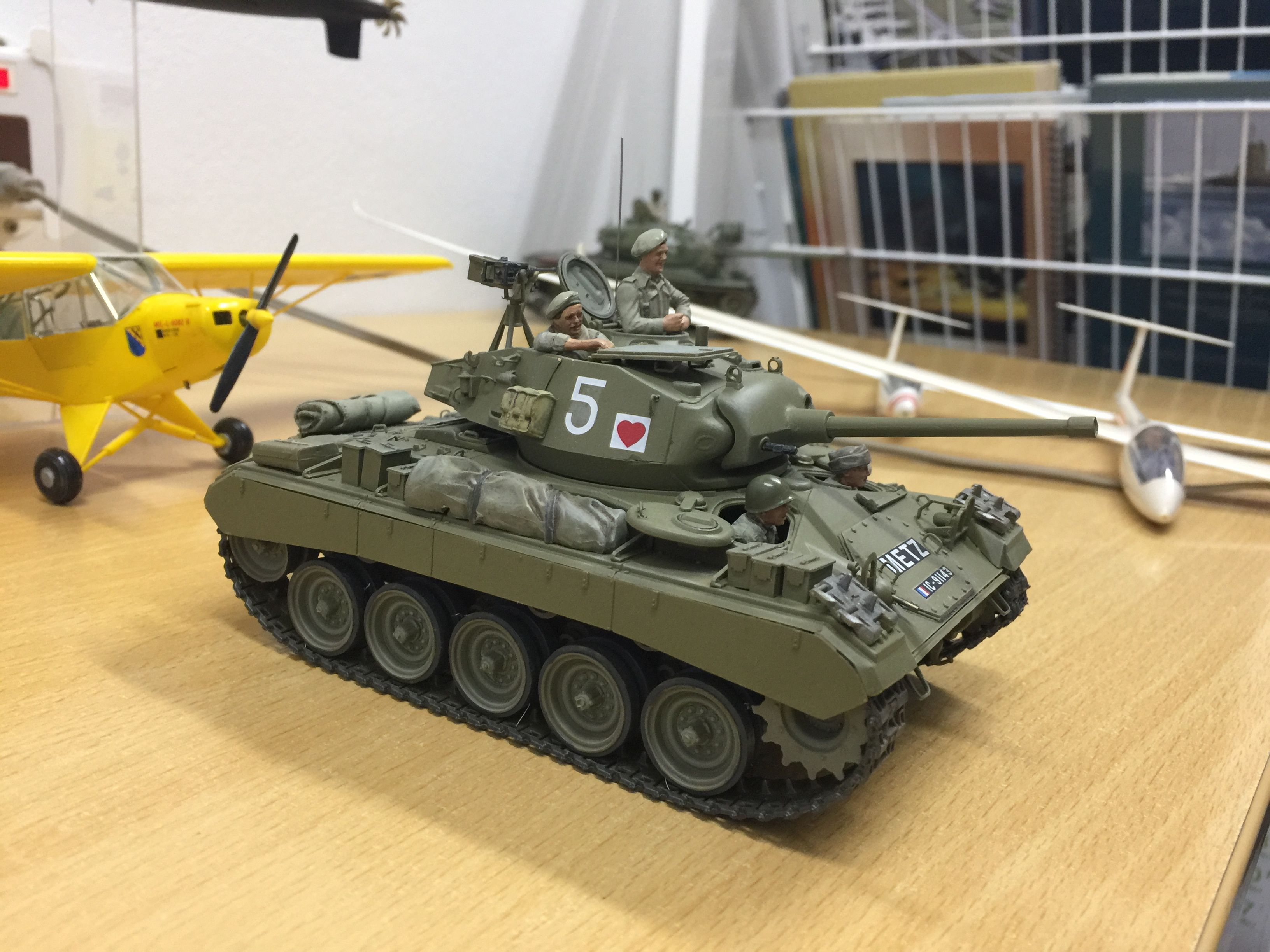 Pin By Jaroslav Toman On Plastik Model Kit Model Kit Scale Models Military Vehicles