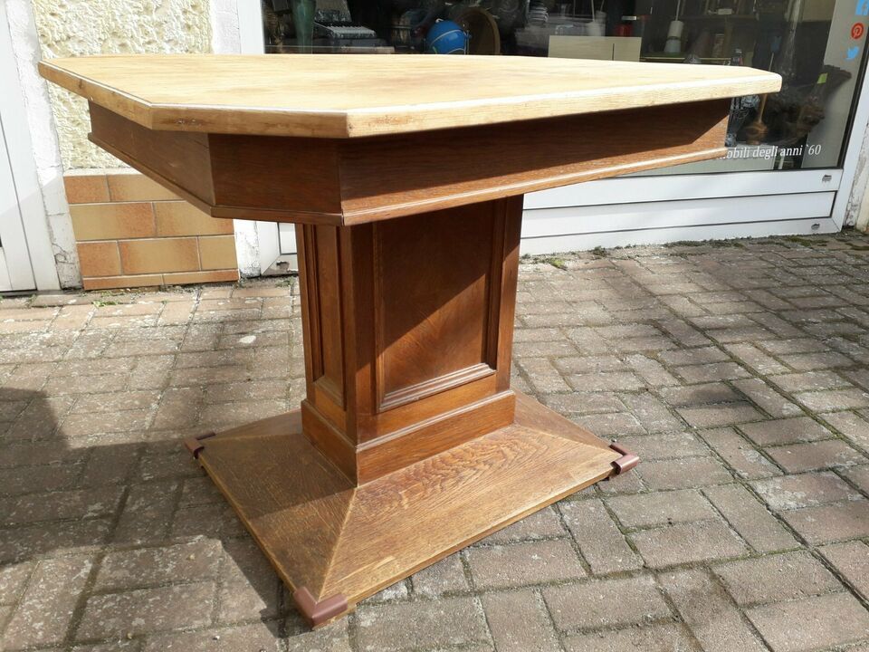 originale Dresdener Kneipentisch aus massivem Holz Maße