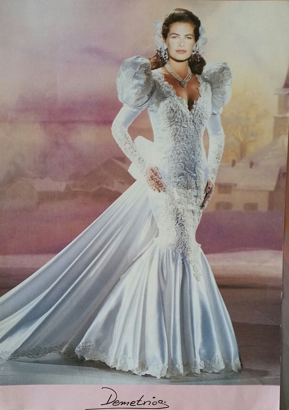 Mermaid dress Demetrios 1993, similar to my 1990 dress minus the train. |  Wedding dresses vintage, Wedding gowns vintage, Dramatic wedding dress