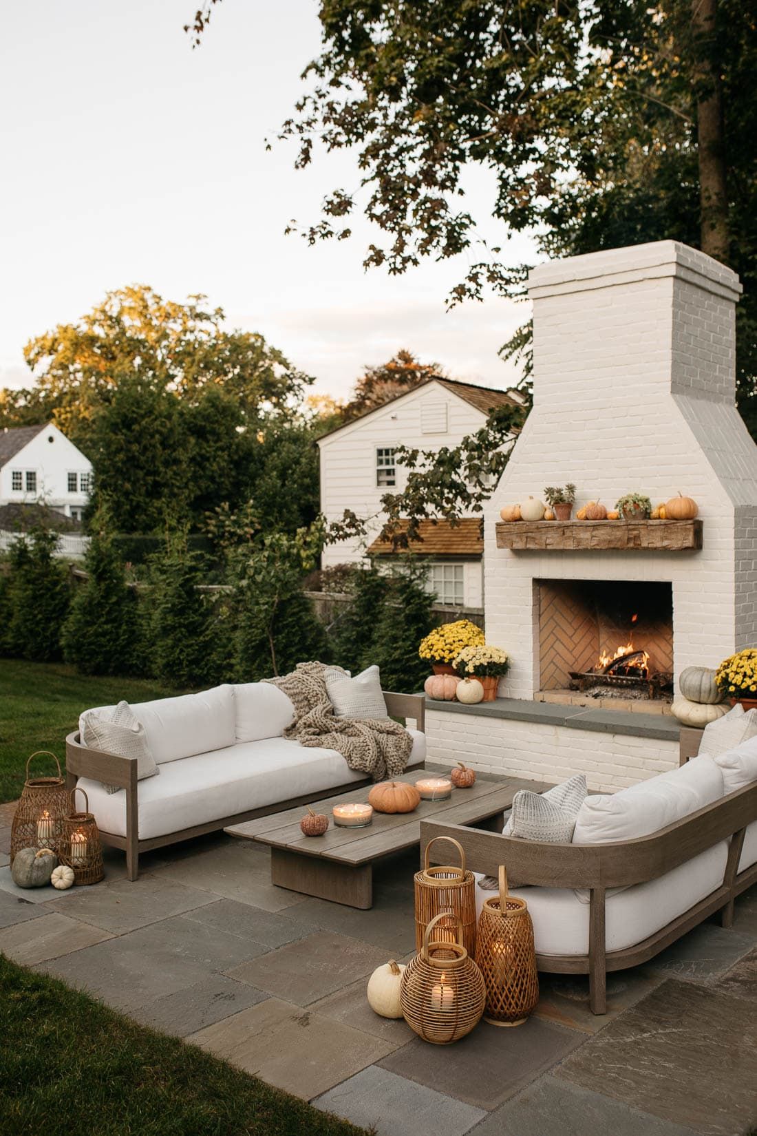 Backyard Inspo, Backyard Patio Designs, Dream Backyard, Backyard Oasis, Backyard Decor, Cool Backyard Ideas, Dream Porch, Backyard House, Backyard Buildings