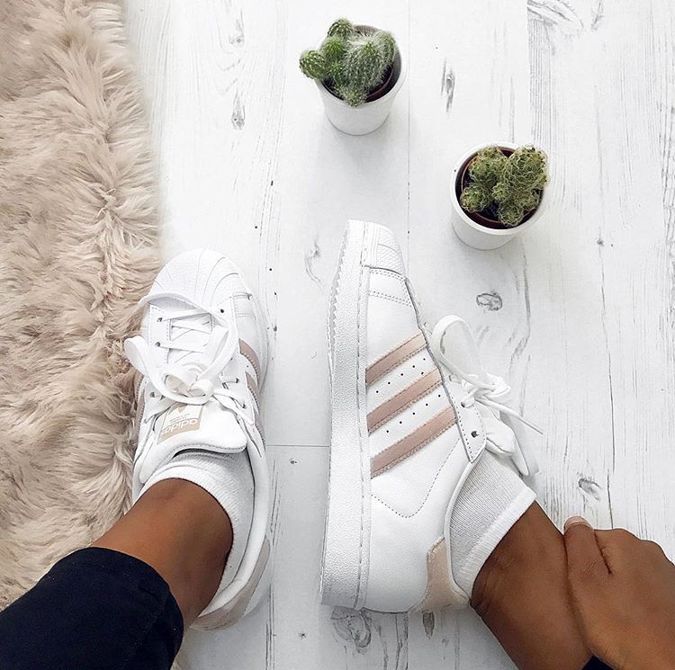 adidas superstar velour