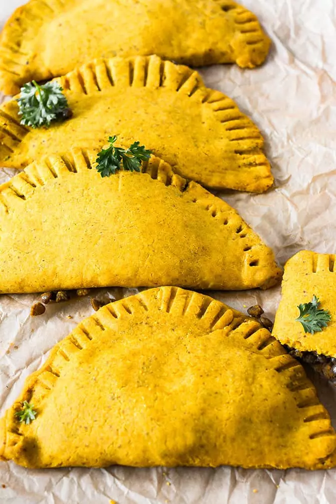 Jamaican Lentil Patties (Gluten-Free, Vegan) Vegan Foods, Vegan Dishes, Healthy Vegan, Vegan Gluten Free, Vegan Vegetarian, Vegetarian Pasties, Vegetarian Brunch, Healthy Protein, Vegetarian Recipes