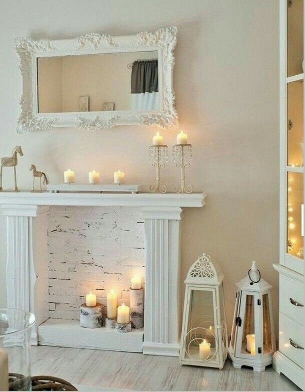 Pin By فاطمة القحطاني On Cafe Shop Chic Home Decor Shabby Chic Interiors Shabby Chic Room