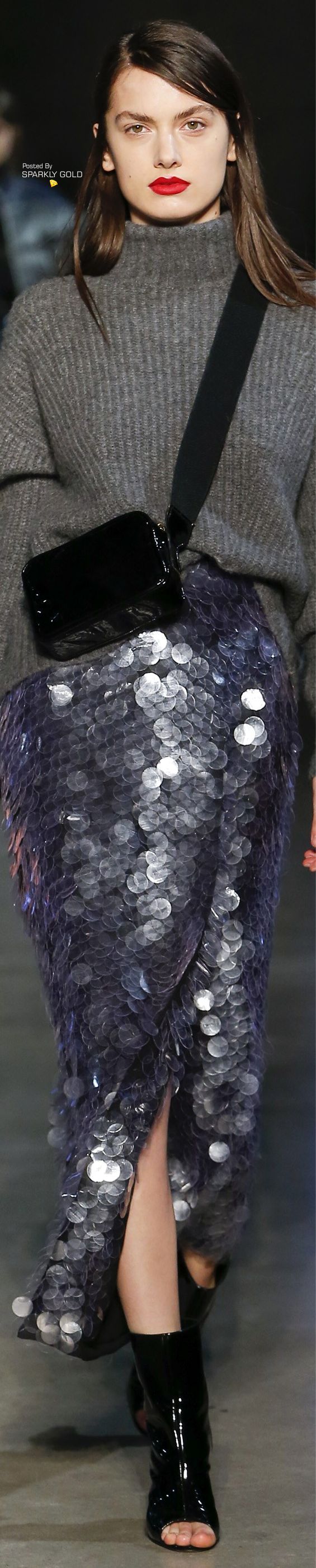 Tom Ford Sonbahar Kış 2017-18 RTW Koleksiyonu Tom Ford Sonbahar Kış 2017-18 RTW Koleksiyonu
