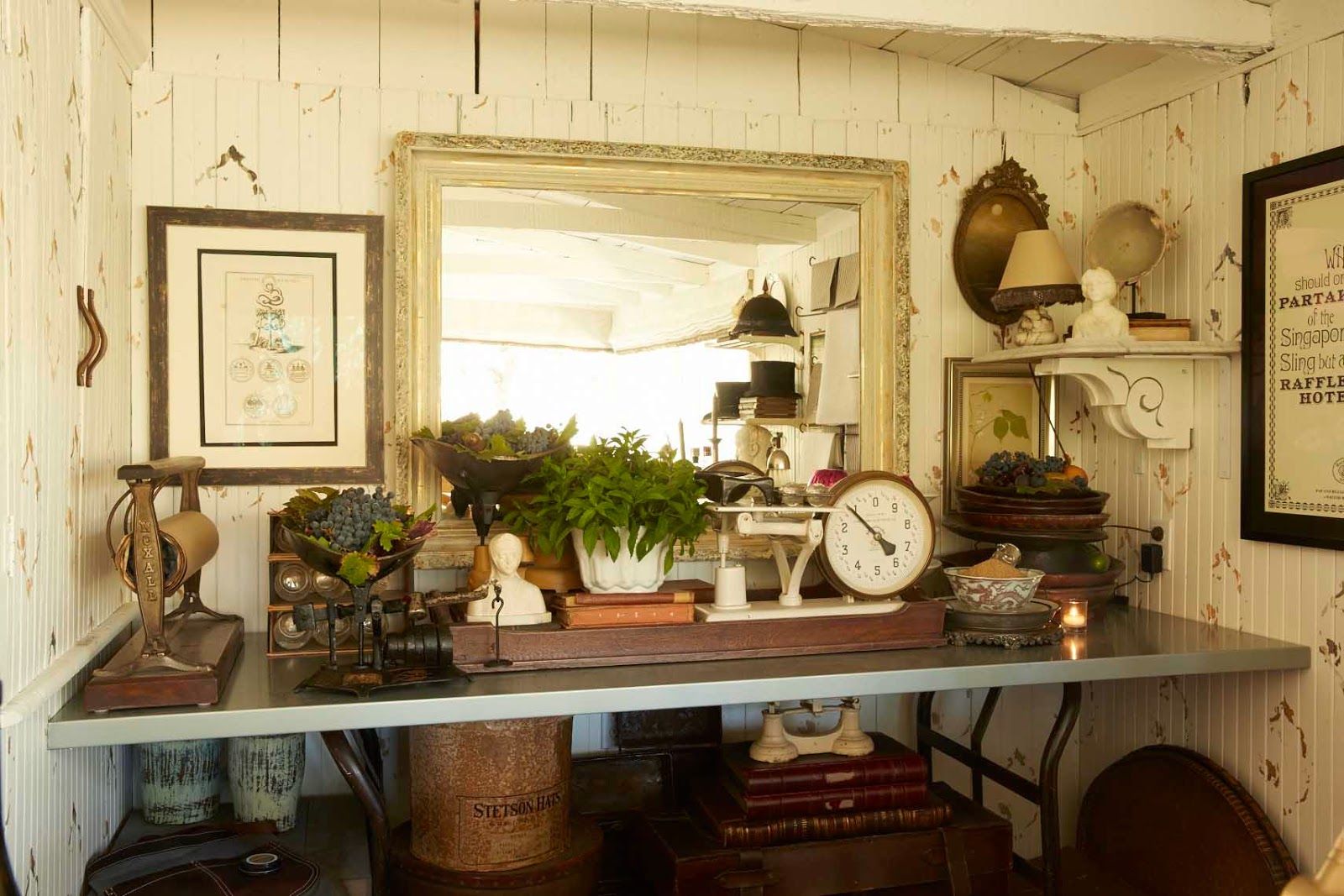 The Style Saloniste Positively British San Francisco Interior Designer Jonathan Rachman Transforms A Napa Valley Farmhouse Into An Evocative Retreat With The Style Saloniste Positively British San Francisco Interior Designer Jonathan Rachman Transforms A Napa Valley Farmhouse Into An Evocative Retreat With
