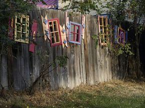 25 großartige DIY-Ideen für kreative Hinterhofzäune #hinterhof # Ideen ... #a...