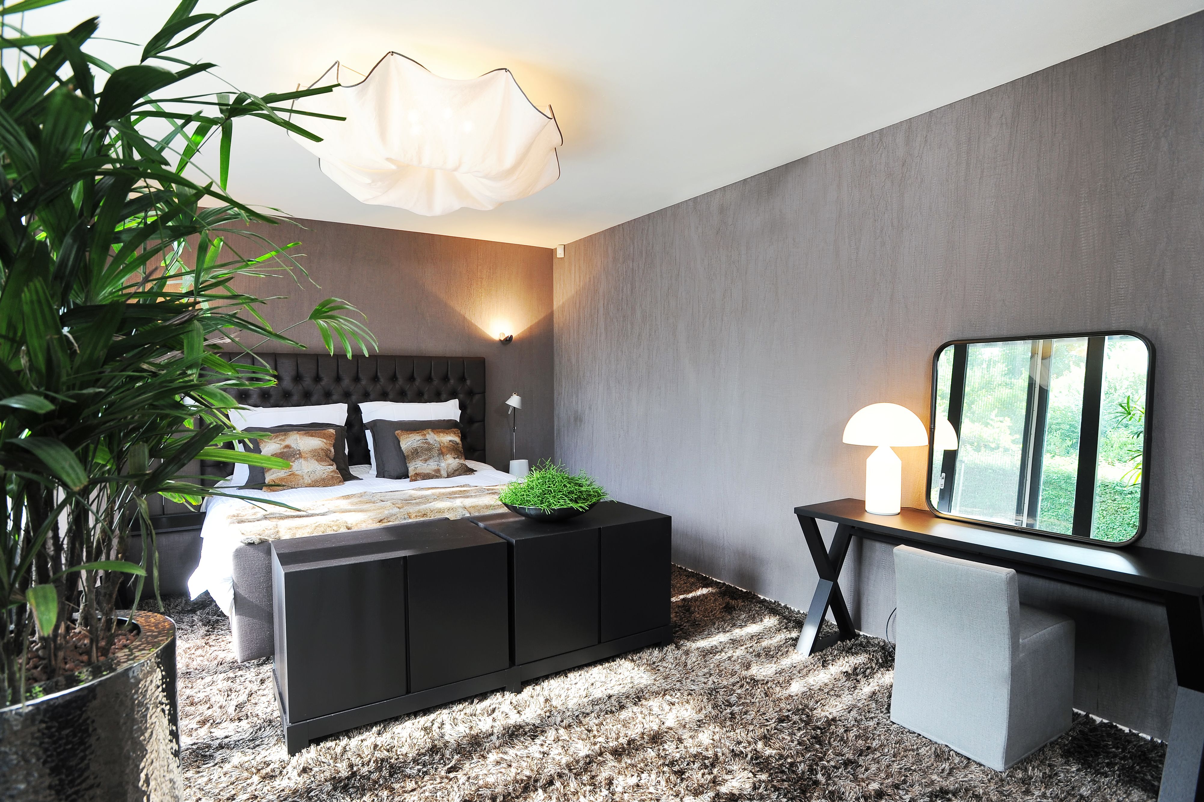 Bedroom Interior @Studioberijk #Carpets #Artewallcovering #Lightingdesign #Lighting #Meridiani #Meridianiinterior Bedroom Interior @Studioberijk #Carpets #Artewallcovering #Lightingdesign #Lighting #Meridiani #Meridianiinterior
