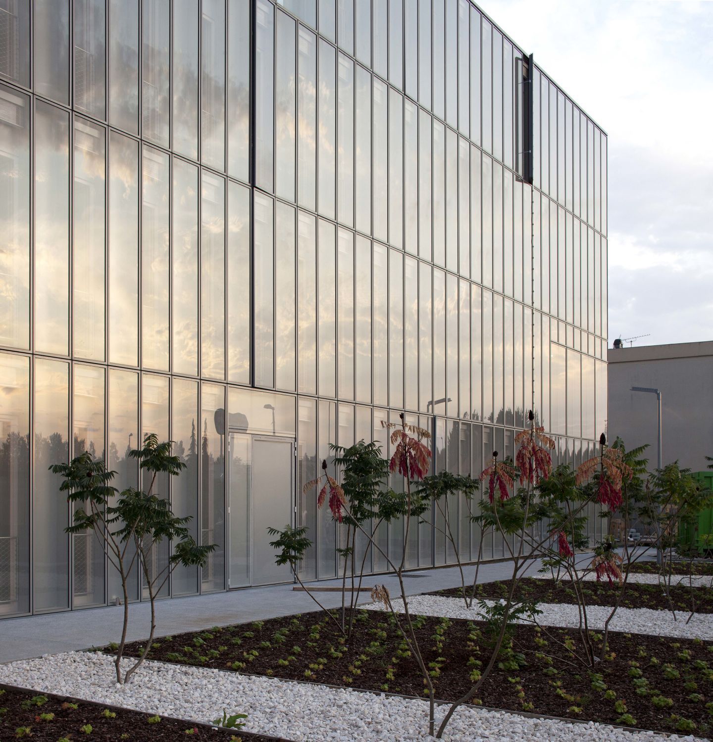 Clement Guillaume Bvau Architecture Glass Facades Architecture Exterior