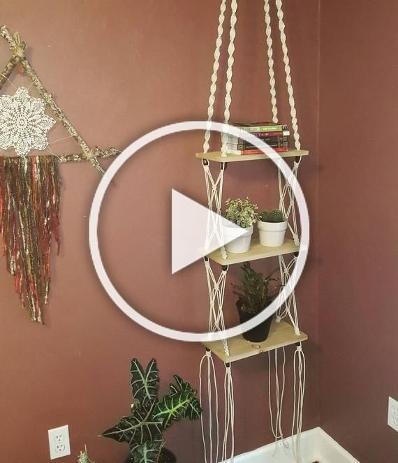 Macrame de tres niveles y estante de cedro, con perlas de madera divertidas y cu...
