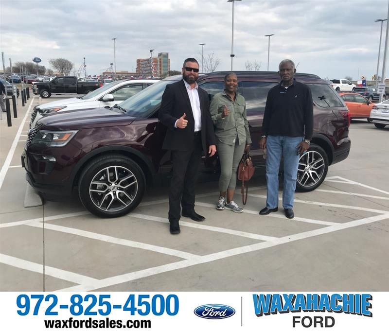 2015 Ford Explorer Sport In Ruby Red Metallic Tinted Clearcoat Carros