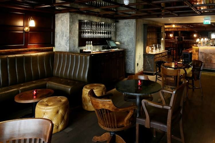 Speakeasy Basement Ideas London Bars Secret Bar Eating House 45-brilliant-home-speakeasy-ideas-pink-pop-design