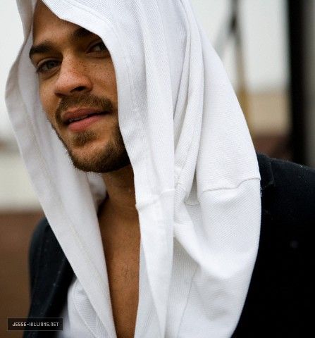 robert avery actor grey s anatomy jesse williams actor jesse williams his wife actor is so robert avery actor grey s anatomy jesse williams actor jesse williams his wife actor is so