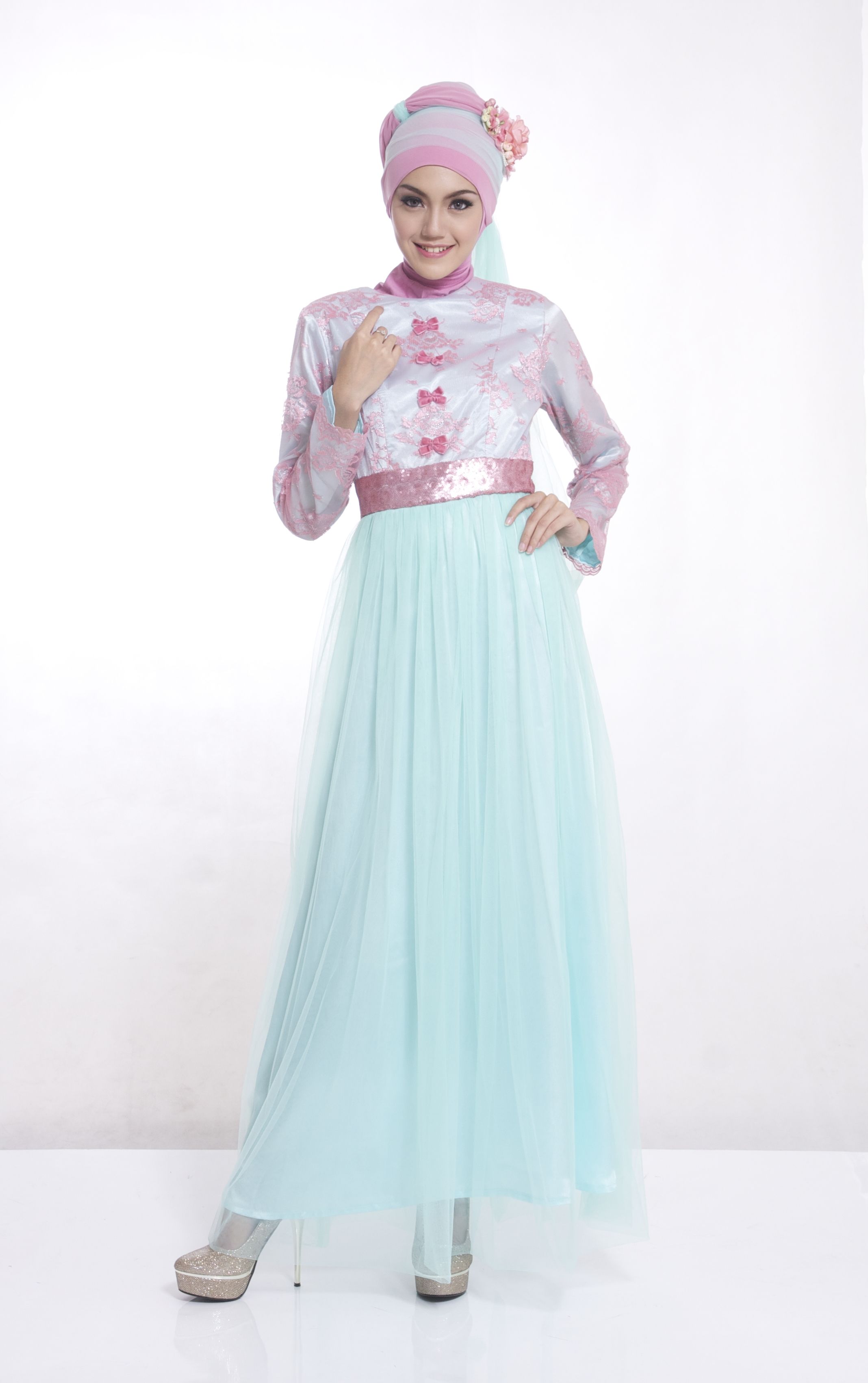 Clarindressgaunpestamuslimsequinwithpuring Kebaya Penampilan muslimah kamu akan semakin cantik dengan menggunakan Gamis Bergo Busana muslim yang satu ini model gaun pesta muslimah terbaru