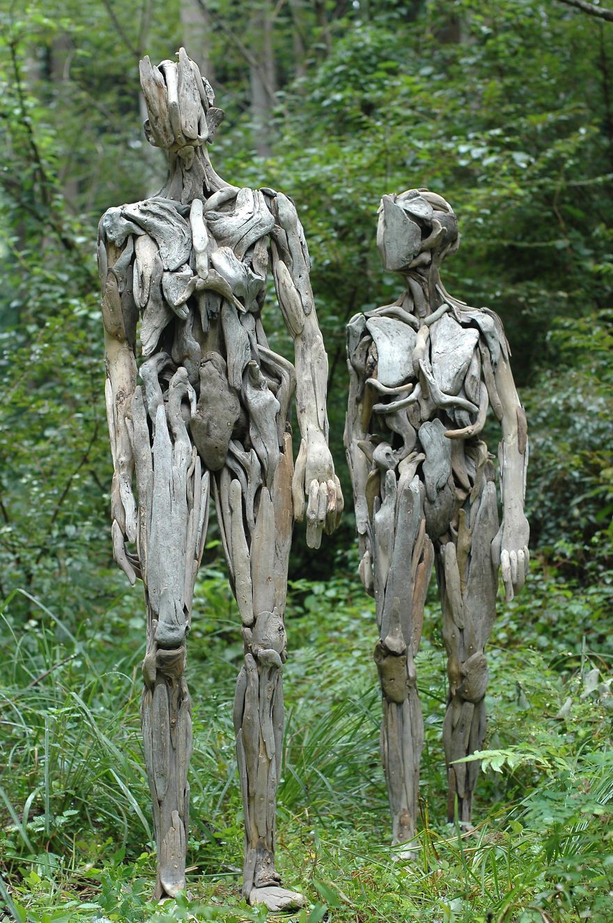 Haunting Driftwood Sculptures By Japanese Artist Nagato Haunting Driftwood Sculptures By Japanese Artist Nagato