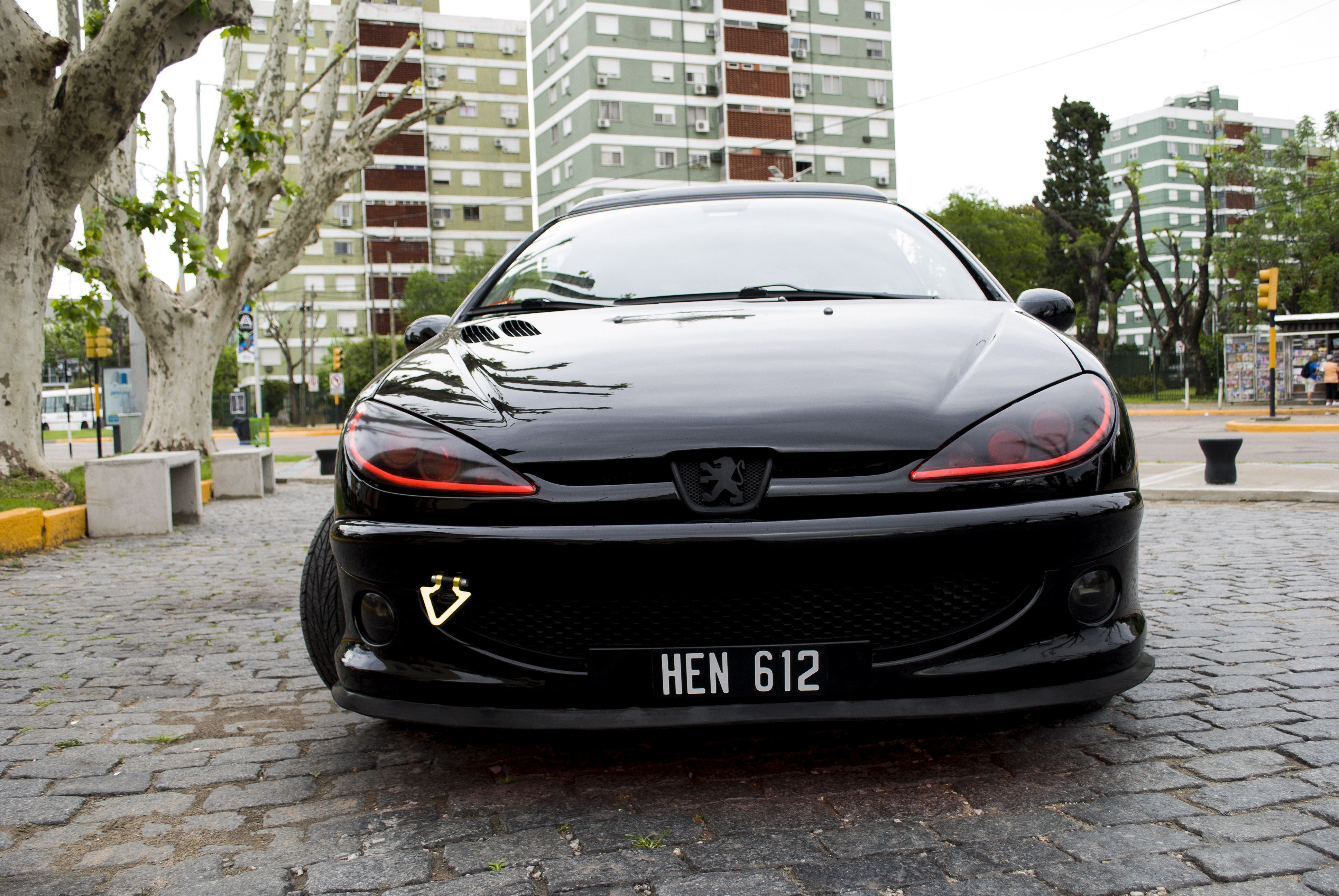 Pin De Mezei Virag Em 206 Xs Premium Black Carros Auto Avioes A Jato Pin De Mezei Virag Em 206 Xs Premium Black Carros Auto Avioes A Jato