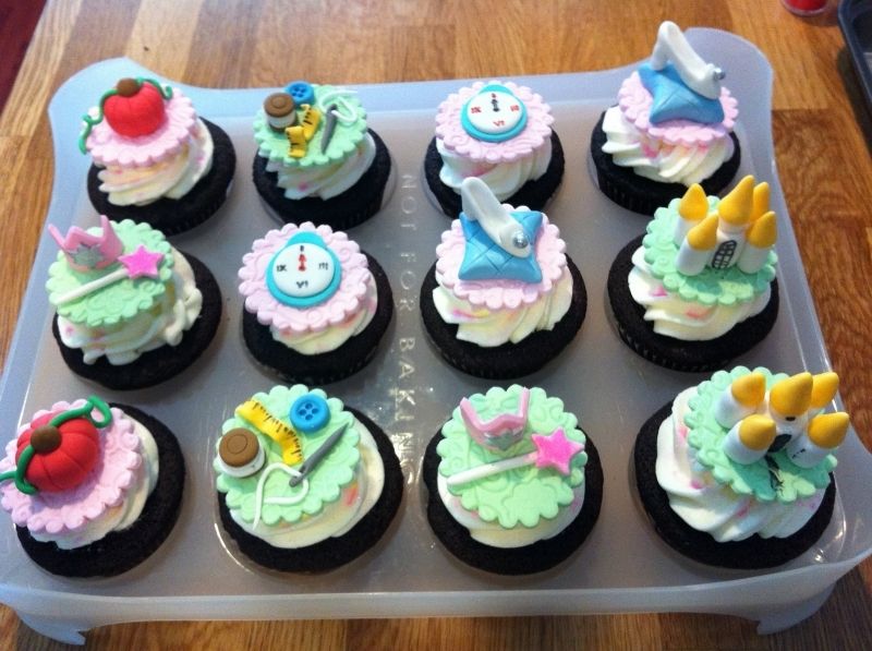 36 Cinderella STAND UP Cupcake Cake Toppers Edible decorations fairy cake