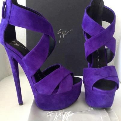 Arfa Beyaz Adli Kullanicinin Heels Panosundaki Pin Topuklular Platform Topuklu Ayakkabi Topuklu Ayakkabilar