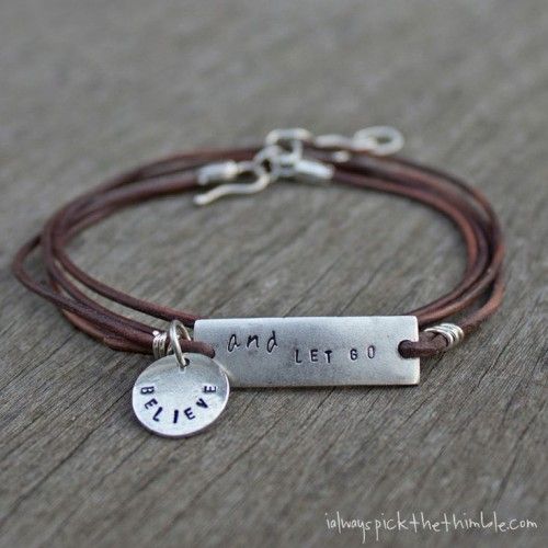 240 Beginner Diy Jewelry Tutorials Beads Bead Crafts Diy Leather Wrap Stamped Metal Bracelet