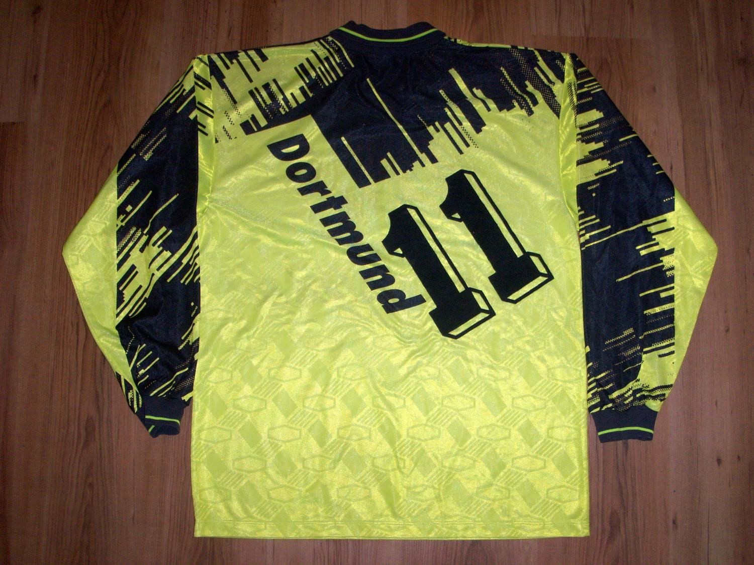 Dortmund Trikot 1991 | Vintage shirts, Football shirts, Varsity jacket