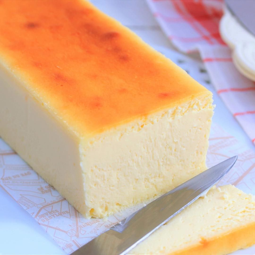 Instagram 上的 きゃらめるみるく みぃ 濃厚チーズで極限まで柔らかい そんなチーズケーキが食べたいなぁ っと なめらかチーズテリーヌを作ってみたが うーん 極限までの柔らかさって どんだけ柔らかいのをさすんだろうか って事で そこは 我が Instagram 上的 きゃらめるみるく みぃ 濃厚チーズで極限まで柔らかい そんなチーズケーキが食べたいなぁ っと なめらかチーズテリーヌを作ってみたが うーん 極限までの柔らかさって どんだけ柔らかいのをさすんだろうか って事で そこは 我が